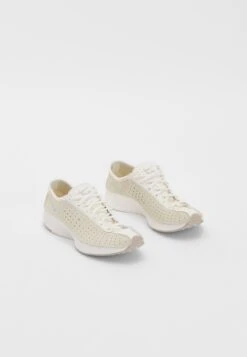 Nike Sportswear AIR SUPERFLY - Trainers - Light British Tan/light Bone/baroque Brown/black -Modern Classic Shoes Store 438003c5588446daa0fec97f78da9eef