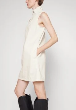 DRYKORN Meisje - Day Dress - Offwhite 13 DRYKORN Meisje - Day Dress - Offwhite -Modern Classic Shoes Store 4477f904f76c41c3b9fce6cb32f552d9
