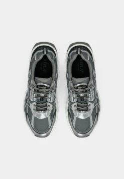 Replay RIFF RUNNER OP3 - Trainers - Silver-coloured -Modern Classic Shoes Store 45a113e189104e1baf3c17772fdce1d3