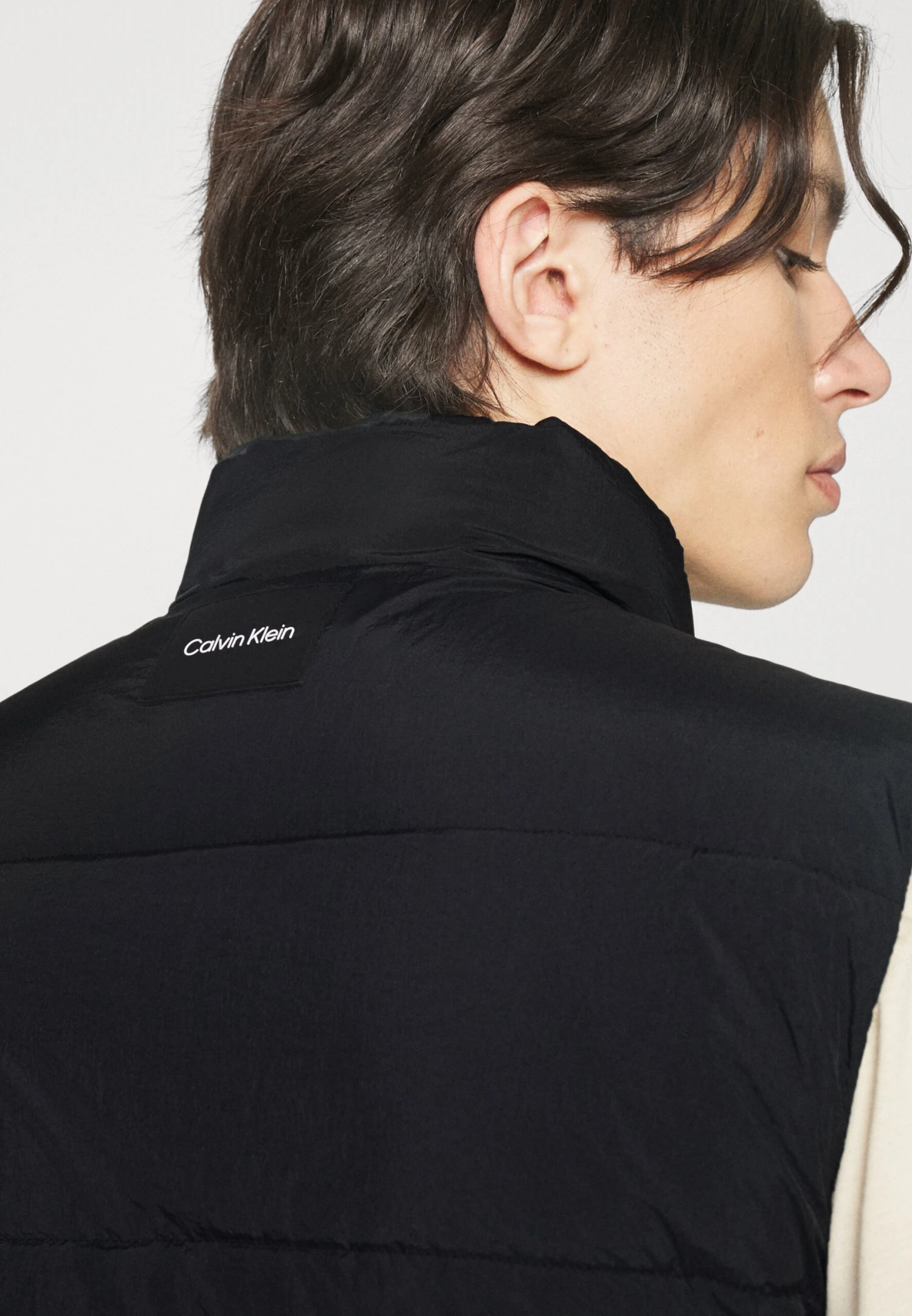 Calvin Klein Crinkle Puffer Vest - Waistcoat - Black 5 Calvin Klein Crinkle Puffer Vest - Waistcoat - Black - Image 5