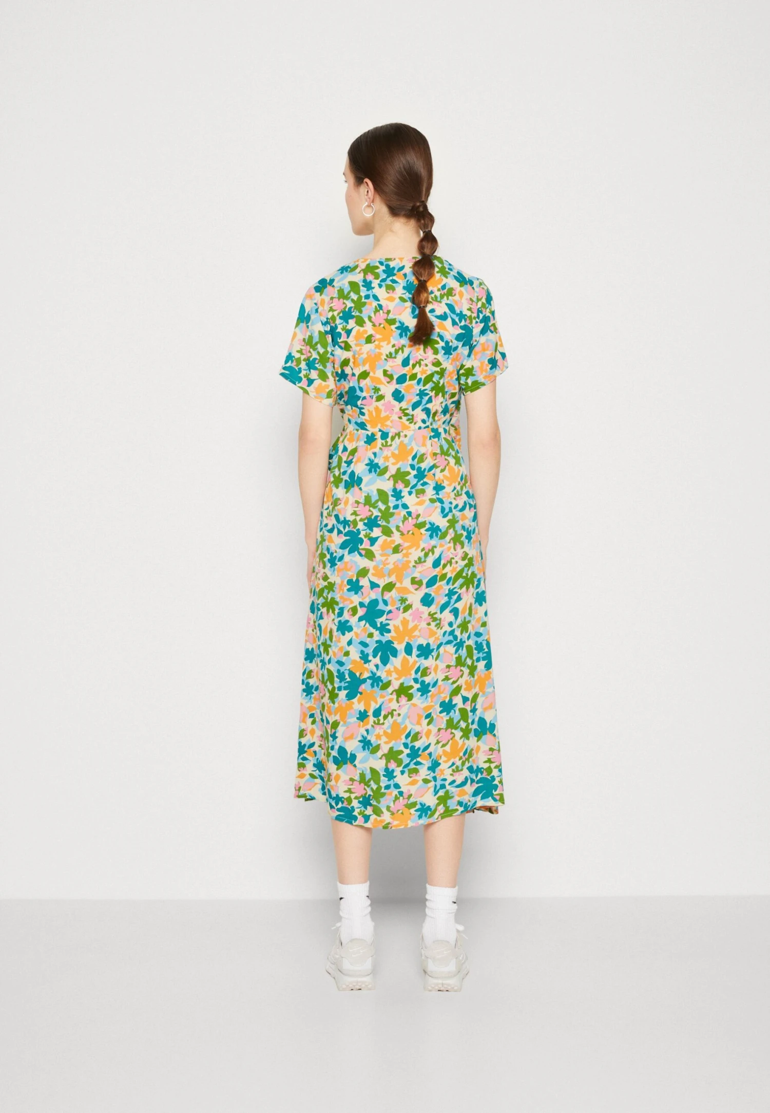 Yasleafa Midi Wrap Dress - Day Dress - Soft Pink 3 Yasleafa Midi Wrap Dress - Day Dress - Soft Pink - Image 3