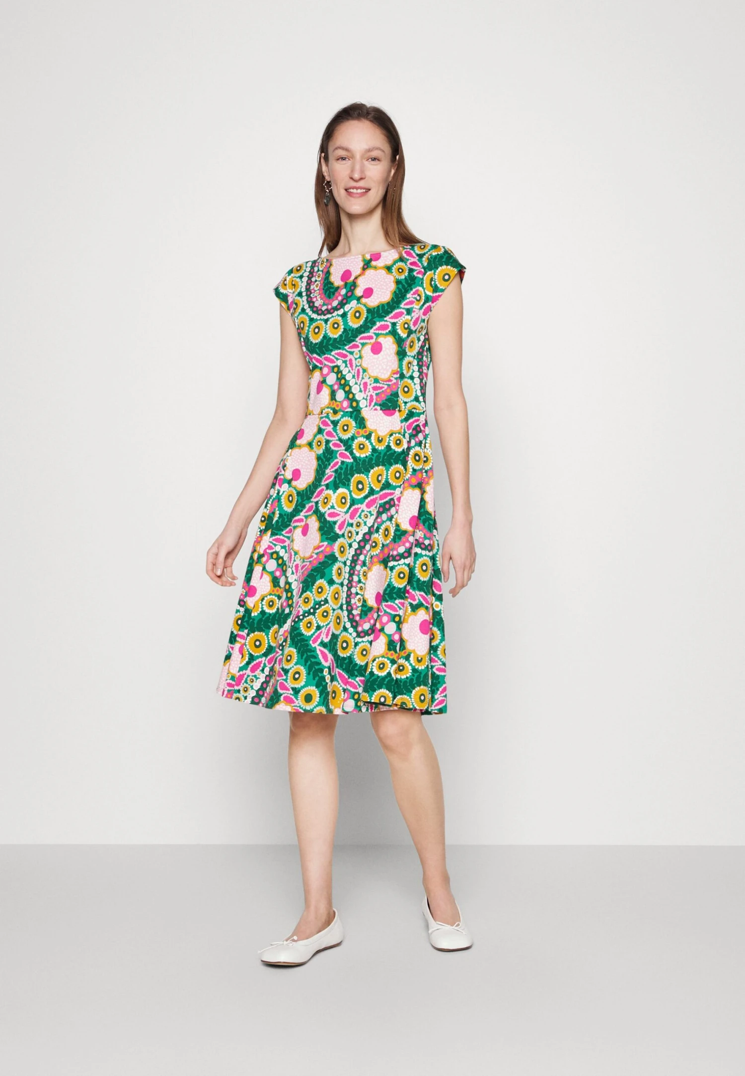 Jesone - Jersey Dress - Verde 2 Jesone - Jersey Dress - Verde - Image 2