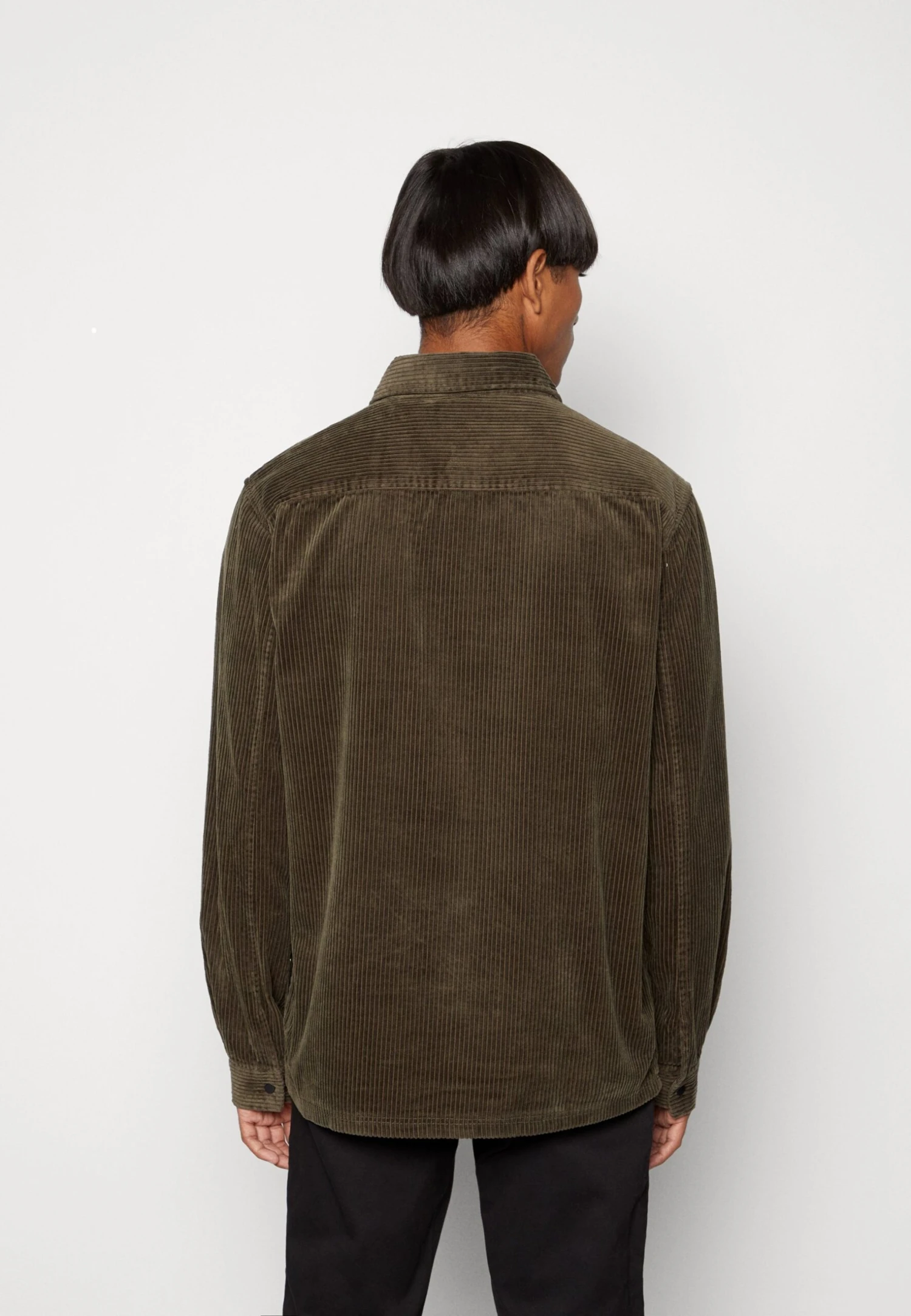 Anerkjendt Oscar Wide- Summer Jacket - Dark Green 3 Anerkjendt Oscar Wide- Summer Jacket - Dark Green - Image 3