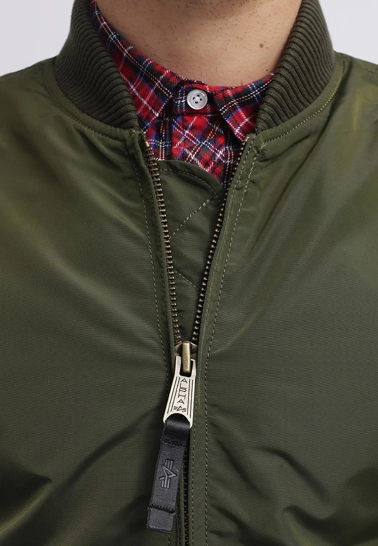 Alpha Industries Ma-1 - Bomber Jacket - Dark Green 4 Alpha Industries Ma-1 - Bomber Jacket - Dark Green - Image 4