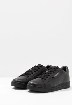 Michael Kors Trainers - Black 8 Michael Kors Trainers - Black -Modern Classic Shoes Store 4916def0436b4bdbb8264382bb12f113