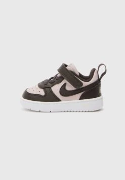 Nike Sportswear COURT BOROUGH LOW RECRAFT UNISEX - Trainers - White/pink Foam -Modern Classic Shoes Store 4a92b9a0dce64e3db79f531c66bd5528