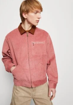 HUF Trucker Jacket Unisex - Summer Jacket - Dusty Rose -Modern Classic Shoes Store 4beab515d45946eabc91a03a32b47957