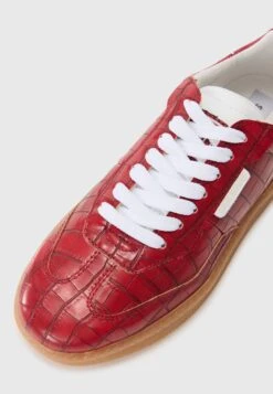 Steve Madden EUPHORIA - Trainers - Dark Red 15 Steve Madden EUPHORIA - Trainers - Dark Red -Modern Classic Shoes Store 4cafa076537a49efa078b72238c15bcb