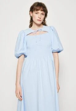 Résumé Rafaelrs Dress - Day Dress - Light Blue -Modern Classic Shoes Store 4e0f1a1c0c99461fb0651a68aeb28a1d