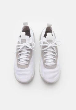 Boss Titanium Runn - Trainers - White 9 Boss Titanium Runn - Trainers - White -Modern Classic Shoes Store 4e4a91497e4c4aaba4a4dfa2daf8fbf2