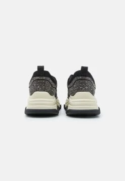 Steve Madden PLASTORED - Trainers - Black -Modern Classic Shoes Store 4eb6ad53014d4b17b66ada117a50b4b3