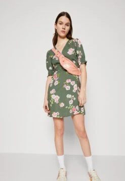 Pieces Pctala Wrap Dress - Day Dress -Modern Classic Shoes Store 5061cad61d0743b99ca9652224040736