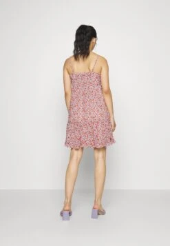 ONLY Onlann Star Singlet Dress - Day Dress - Cloud Dancer 9 ONLY Onlann Star Singlet Dress - Day Dress - Cloud Dancer -Modern Classic Shoes Store 515737fd675540ceabc63dbd3c9702ff