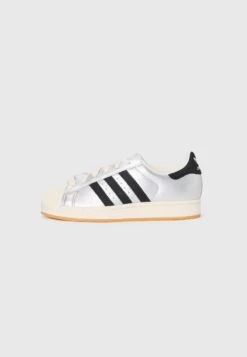 Adidas Originals SUPERSTAR II - Trainers - Silver-coloured/off White/gum