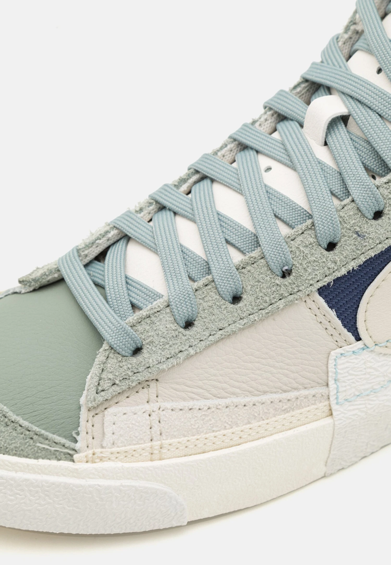 Nike Sportswear Blazer Mid 77 Pro Club - High-Top Trainers - Mica Green/Light Bone/Midnight Navy/Ocean Bliss/Sail 6 Nike Sportswear Blazer Mid 77 Pro Club - High-Top Trainers - Mica Green/Light Bone/Midnight Navy/Ocean Bliss/Sail - Image 6
