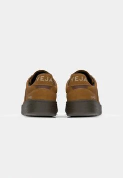 Veja V 90 - Trainers - Full Cognac/eagle -Modern Classic Shoes Store 53aad65c43d94352b2e55b62c5f23ac2