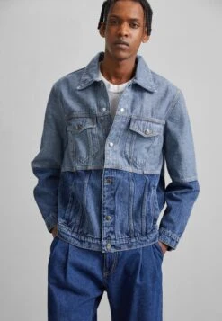 Washed Trucker - Denim Jacket - Blue