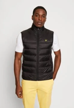 Lyle & Scott Waistcoat - Jet Black