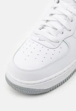 Nike Sportswear Air Force 1 Mid '07 - High-Top Trainers - White/Wolf Grey 11 Nike Sportswear Air Force 1 Mid '07 - High-Top Trainers - White/Wolf Grey -Modern Classic Shoes Store 5575e5bfe37c431cb7bcdb96bff6cd52