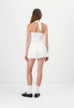 Hollister Co. DOUBLE TIER SMOCKED HALTER SKORT DRESS PRETTY - Day Dress - White -Modern Classic Shoes Store 58858c38d1a5442c99c5bb9968ff4948