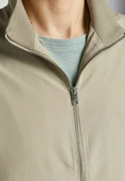 Jack & Jones Jjerush Harrington- Bomber Jacket - Beige 11 Jack & Jones Jjerush Harrington- Bomber Jacket - Beige -Modern Classic Shoes Store 59de235ae54540e88b57da249c674a1f