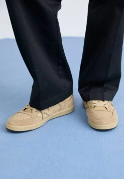 Vans LOWLAND CC UNISEX - Trainers - Vintage Phantom -Modern Classic Shoes Store 5a038793600c40968013ddb3e129ac80