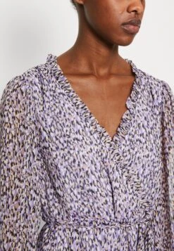 Vila DottaL/S - Day Dress 11 Vila DottaL/S - Day Dress -Modern Classic Shoes Store 5a6728a3cf64419ca802e1705c33f45b