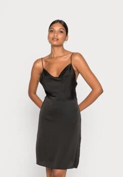 Vila Viravenna Deep Back Dress - Cocktail Dress / Party Dress - Black
