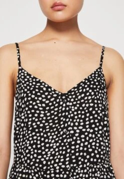 Pieces Pctala Slip Noos Bc - Day Dress - Black -Modern Classic Shoes Store 5b375c7a77b147a2b173ca515bfd18ce