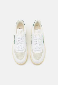 Veja V-10 - Trainers - White/Brittany 9 Veja V-10 - Trainers - White/Brittany -Modern Classic Shoes Store 5b6efc6621774803b4b3abaa027189b1