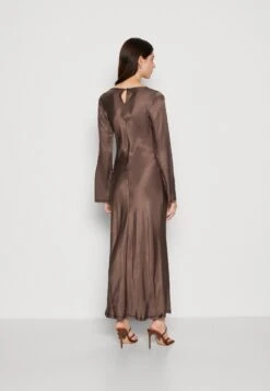 BEC + BRIDGE Kai Split Dress - Occasion Wear -Modern Classic Shoes Store 5b939f4369274693929d71dcf9ac5627