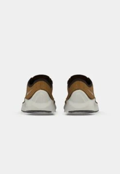 Nike Sportswear AIR SUPERFLY - Trainers - Light British Tan/light Bone/baroque Brown/black -Modern Classic Shoes Store 5cf41a71442042838dd401089b978d1f