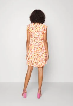 Vero Moda Tall Vmruna Cap Sleeve Short Dress - Day Dress - Pristine Aop:Runa -Modern Classic Shoes Store 5cf8e42a5b5343c8b2b4dcb66db74ba3