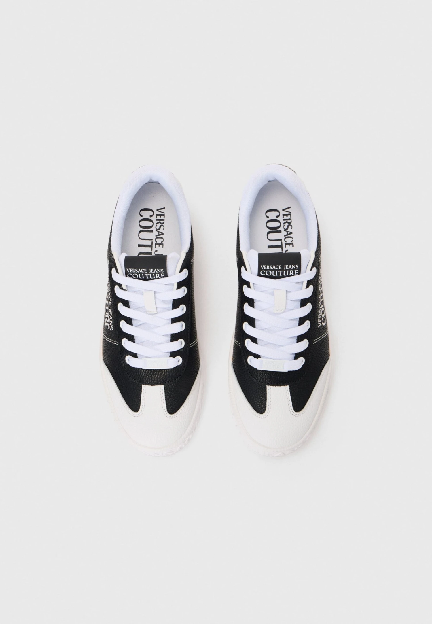 Versace Jeans Couture FONDO COURT - Trainers - Black/white 4 Versace Jeans Couture FONDO COURT - Trainers - Black/white - Image 4