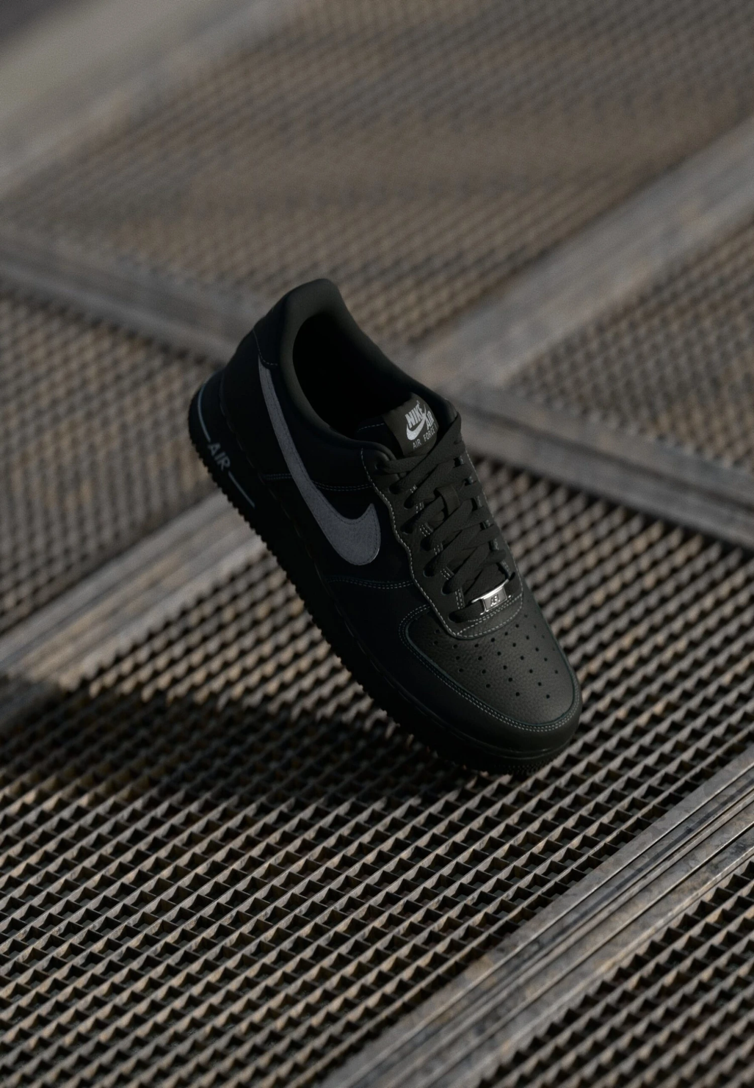 Nike Sportswear AIR FORCE 1 - Trainers - Black/university Red 11 Nike Sportswear AIR FORCE 1 - Trainers - Black/university Red - Image 11