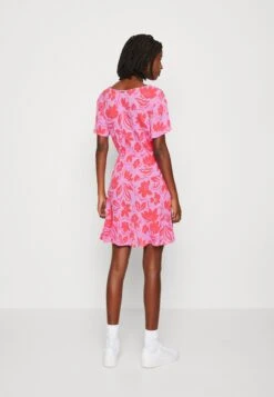 Billabong Day Trippin - Day Dress 8 Billabong Day Trippin - Day Dress -Modern Classic Shoes Store 5f15ee1c6258415f85ab7a08a0078fe3