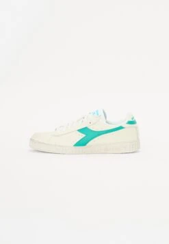 Diadora GAME WAXED UNISEX - Trainers - White -Modern Classic Shoes Store 5f461891e6a749bb886c1bafbb5bd1a1