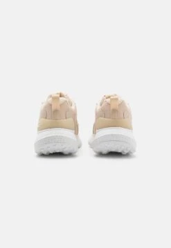 Lacoste L003 EVO - Trainers - Light Tan/white 11 Lacoste L003 EVO - Trainers - Light Tan/white -Modern Classic Shoes Store 62a4e7d8880a4d37849397566998db20