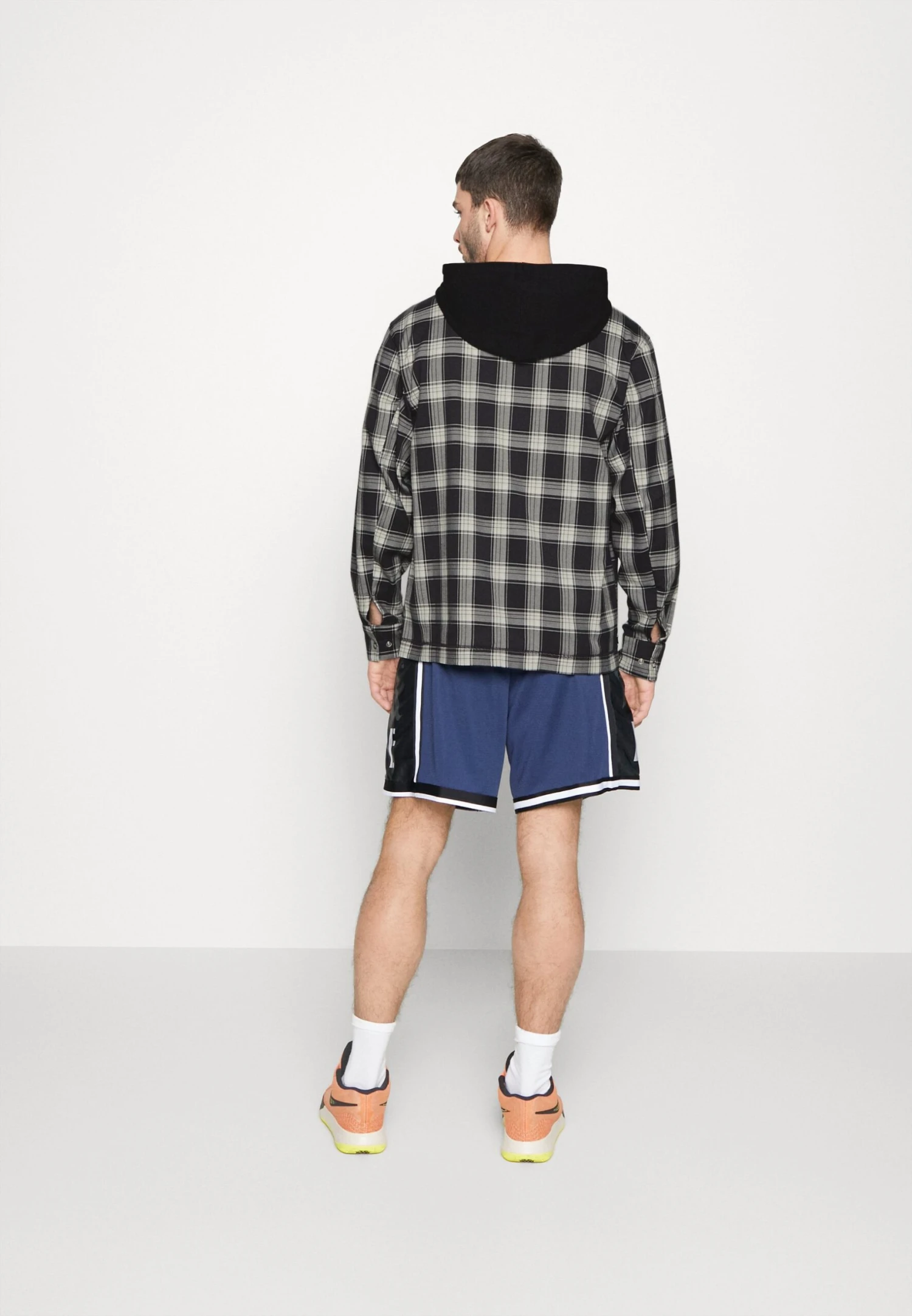 Nike Performance Kd M Nk Hooded- Summer Jacket - Black/Black/Pale Ivory/White 3 Nike Performance Kd M Nk Hooded- Summer Jacket - Black/Black/Pale Ivory/White - Image 3