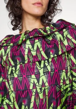 Open Shoulder Dress - Day Dress - Green 11 Open Shoulder Dress - Day Dress - Green -Modern Classic Shoes Store 69ea7ba0942443a484fcfc9414345fbf