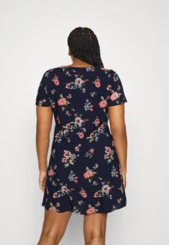 Vero Moda Curve Vmeasy Ss ShortR1 Wvn Ga Cur - Day Dress - Navy Blazer -Modern Classic Shoes Store 6c62614ff40b4332a57590eea15f41c3