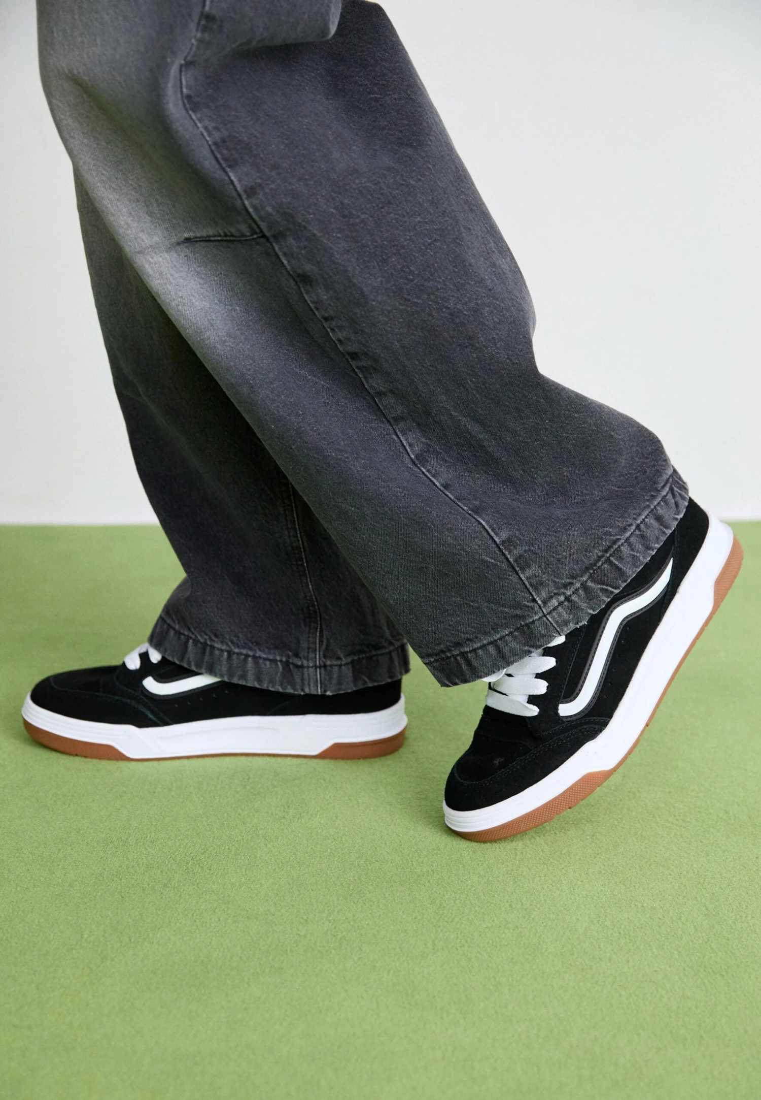 Vans HYLANE UNISEX - Trainers - Sepia Rose 10 Vans HYLANE UNISEX - Trainers - Sepia Rose - Image 10