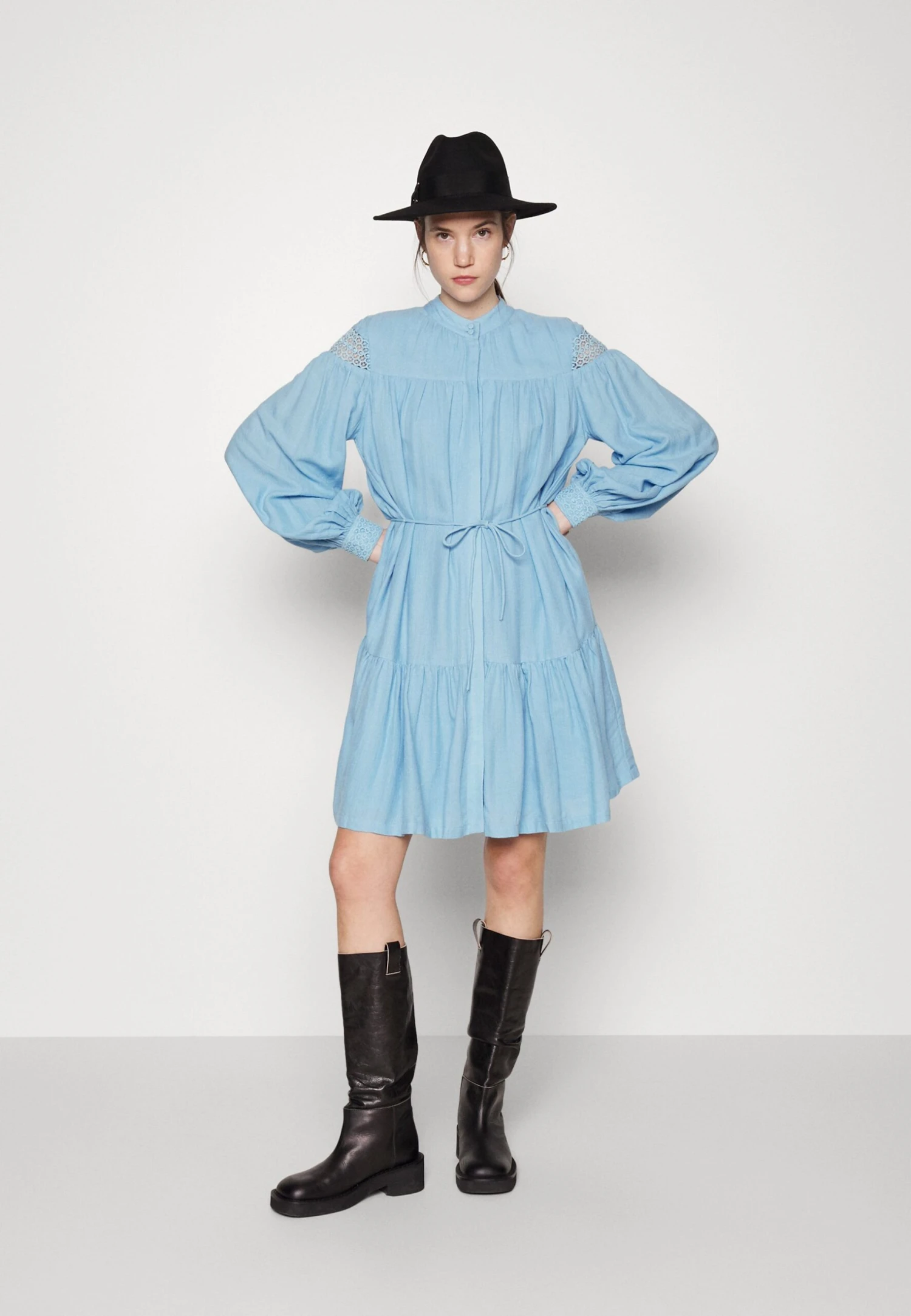 Bruuns Bazaar Viola Leora Dress - Day Dress - Light Blue 2 Bruuns Bazaar Viola Leora Dress - Day Dress - Light Blue - Image 2