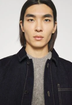 Les Deux Layton Hybrid - Denim Jacket - Raw Denim -Modern Classic Shoes Store 6e88c74ec73a465988aad4c3fbf9d7ce