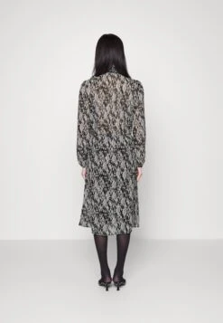 Saint Tropez Liljasz - Shirt Dress - Black Rococo -Modern Classic Shoes Store 6fdb6bbc4fe14e3ab32c536a1848c145