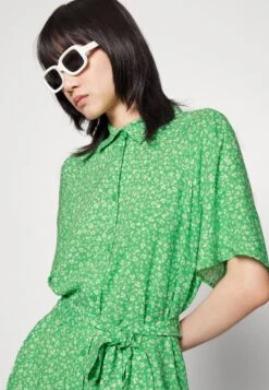 Monki Shirt Dress - Green Bright/Medow Green -Modern Classic Shoes Store 6ffaa8c8a287471585b338d9bc31de6b