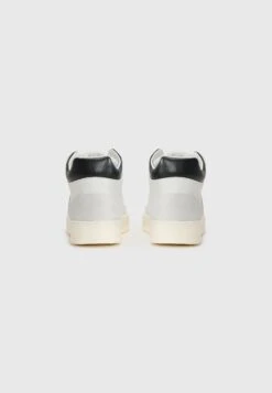 Valentino PLUTONE - Trainers - White/black 9 Valentino PLUTONE - Trainers - White/black -Modern Classic Shoes Store 70e75215a2ef458c97534255d680861b