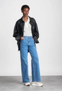 MICHAEL Michael Kors RAINA TRAINER - Trainers - Vanilla 12 MICHAEL Michael Kors RAINA TRAINER - Trainers - Vanilla -Modern Classic Shoes Store 73b86b3aadad4c5e9805259239bc63ab