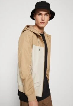 Only & Sons Onsgavin Life Hood Jacket- Windbreaker - Chinchilla 9 Only & Sons Onsgavin Life Hood Jacket- Windbreaker - Chinchilla -Modern Classic Shoes Store 75a326b2f2104a5db4d7d272c4b3d453