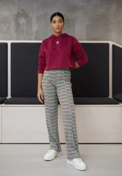 Adidas Originals Adi2000- Trainers - Footwear White/Almost Yellow 9 Adidas Originals Adi2000- Trainers - Footwear White/Almost Yellow -Modern Classic Shoes Store 77854bfd6c4d4283919b12864c4fbdb3